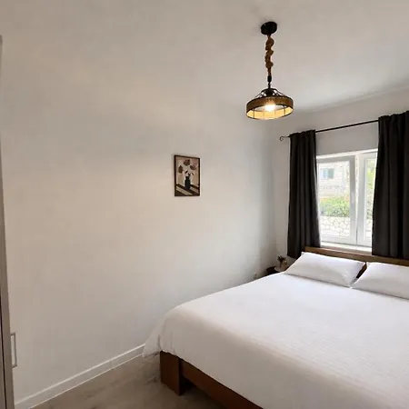 Bugenvila Brac Apartmán *